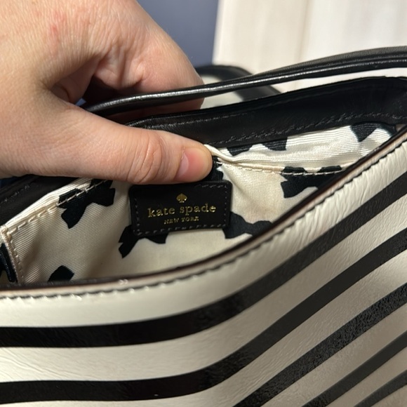 Kate Spade Chelsea Park Stripe Jade Crossbody Bag AS IS - Picture 10 of 13